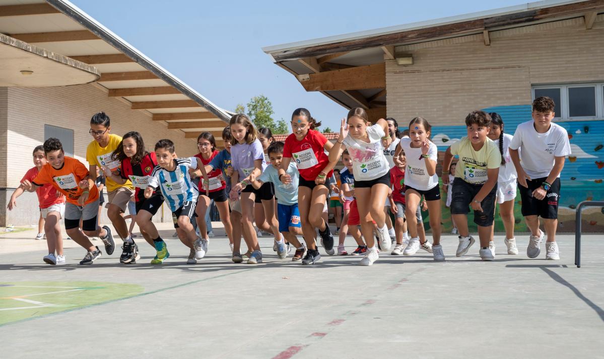 Niños niñas corriendo Carreras contra el Hambre-Valencia-Paiporta-España-Acción contra el Hambre